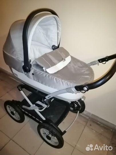 Прогулочная коляска peg perego