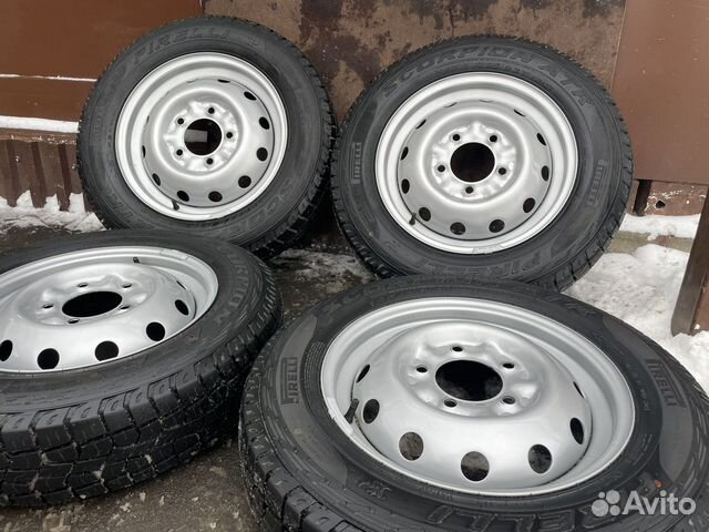 Нива урбан колеса