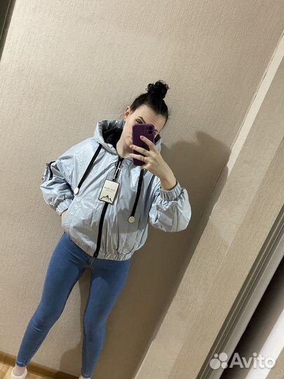 Ветровка новая