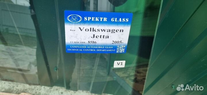 Лобовое стекло jetta 5