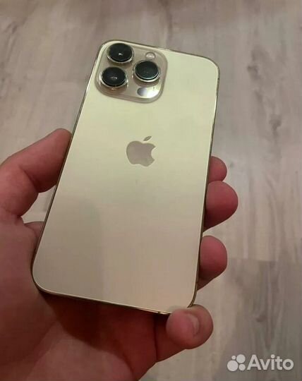 iPhone 15 Pro, 256 ГБ