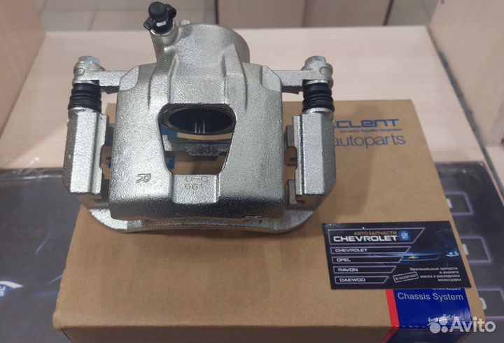 Суппорта передние лев./прав. Aveo/Kalos