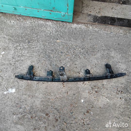 Элементы переднего бампера Митсубиси Лансер 10