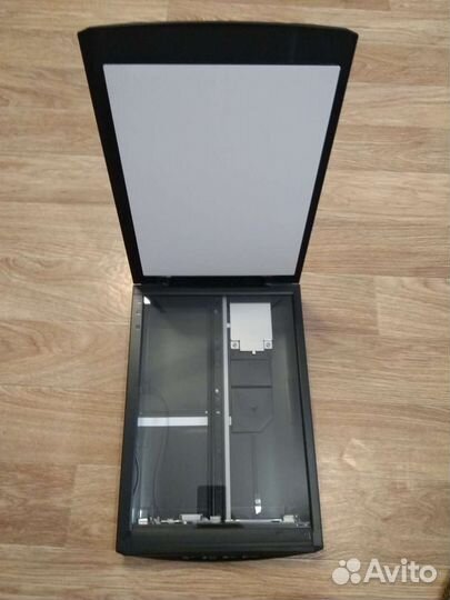 Сканер Canon lide 110