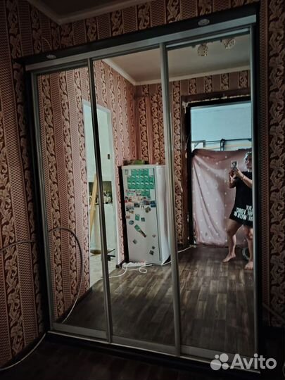 Шкаф купе с зеркалом в прихожую бу