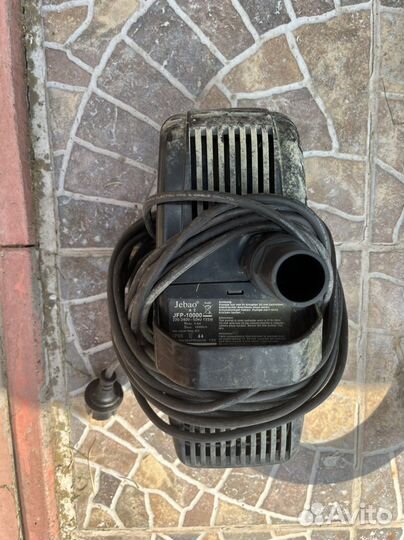 Насос погружной для пруда