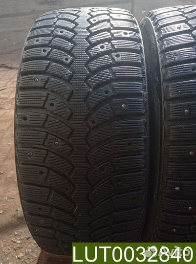 Bridgestone Blizzak Spike-01 215/45 R17 104R