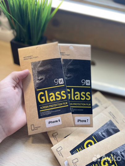 Набор защитные стёкла с чехлами, коврик для мышки