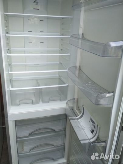 Холодильник NoFrost Atlant хм-4524-080-ND отл сост