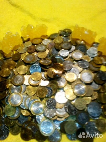 Юбилейные монеты