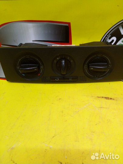 Блок управления климатом передний Skoda Fabia