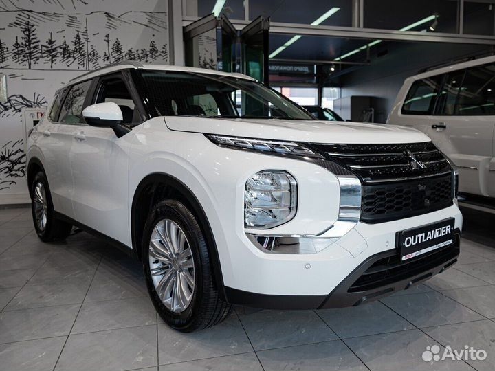 Mitsubishi Outlander 2.5 CVT, 2023