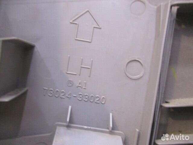 Обшивка центральной стойки Toyota Camry V40