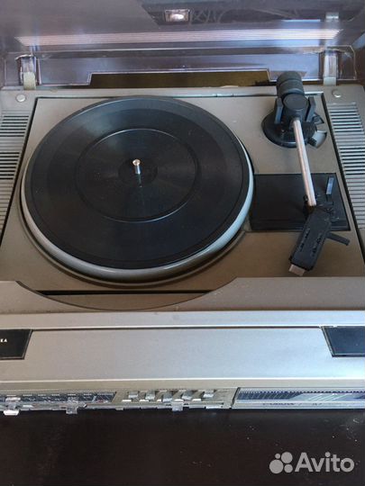 Проигрыватель винила СССР