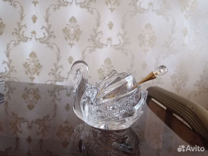 Икорница,Лебедь,. Бренд, Лефард