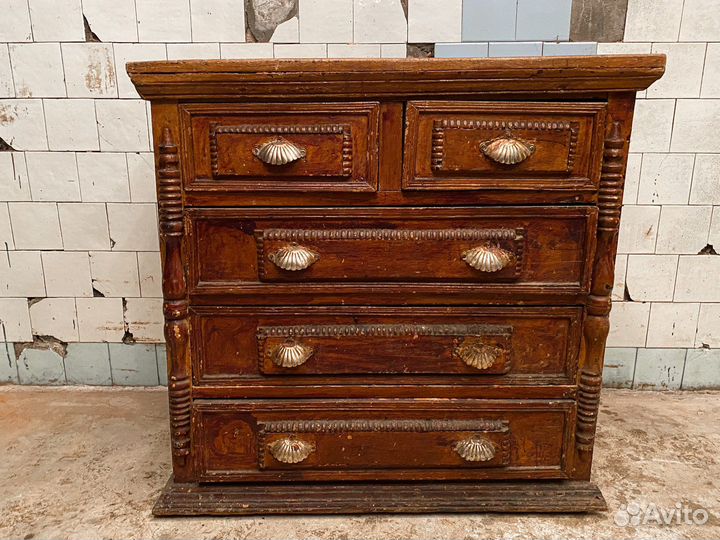 Комод старинный