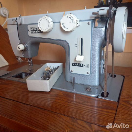 Швейная машина Чайка 3