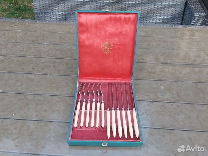 Набор из вилок и ножей 12 штук гснх РСФСР