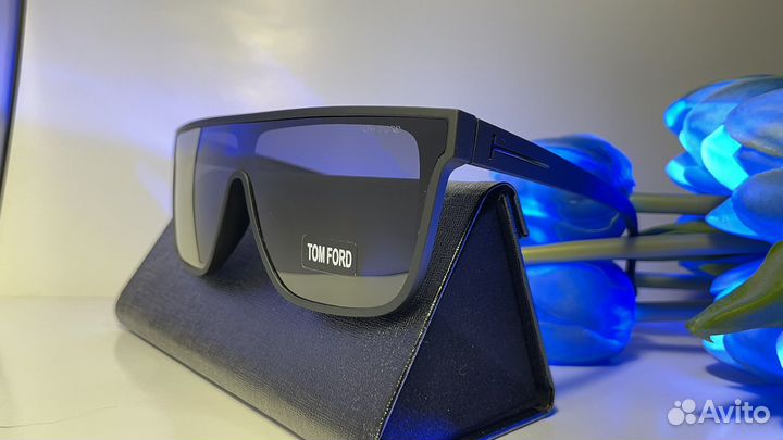 Солнцезащитные очки Tom Ford