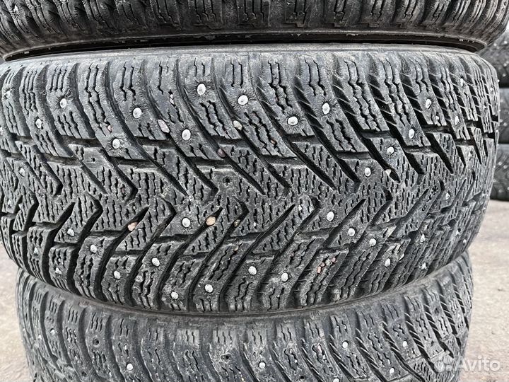 Nokian Tyres Hakkapeliitta 8 205/55 R16