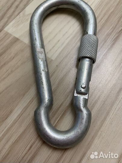 Карабин для собак