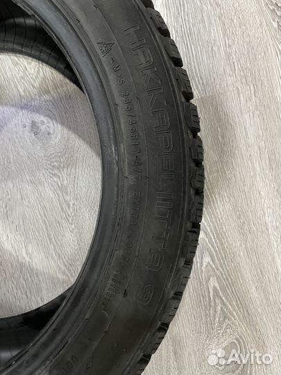 Nokian Tyres Hakkapeliitta 9 235/45 R17