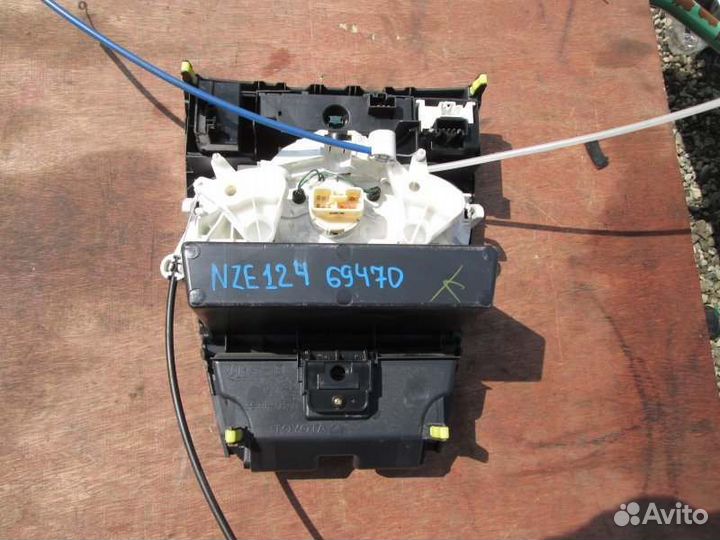 Климат-контроль Toyota Corolla Fielder NZE124