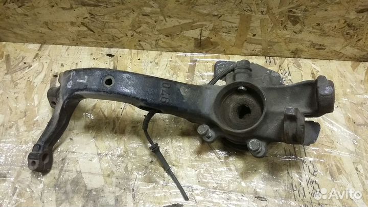 Кулак поворотный VW Фольксваген Пассат В5 Ауди А4