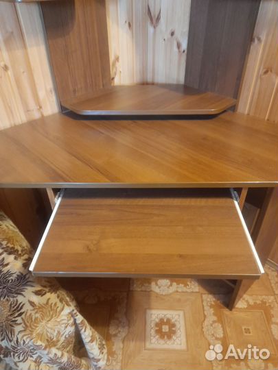 Компьютерный стол бу