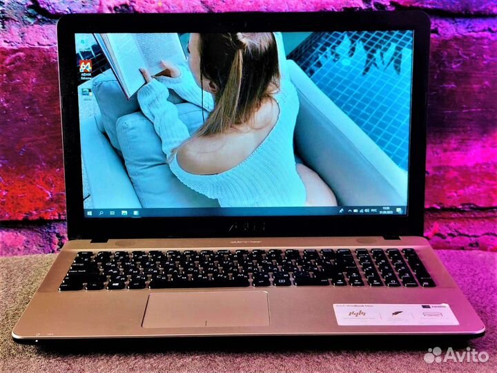 Ноутбук Asus для школы и универа