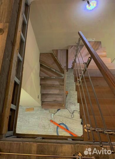 Лестницы г-образные