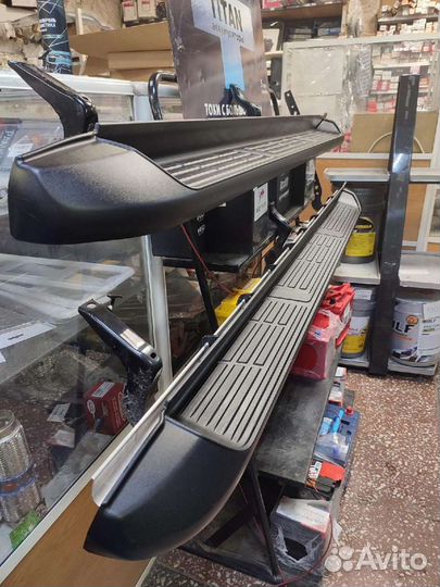 Подножки на Toyota hilux