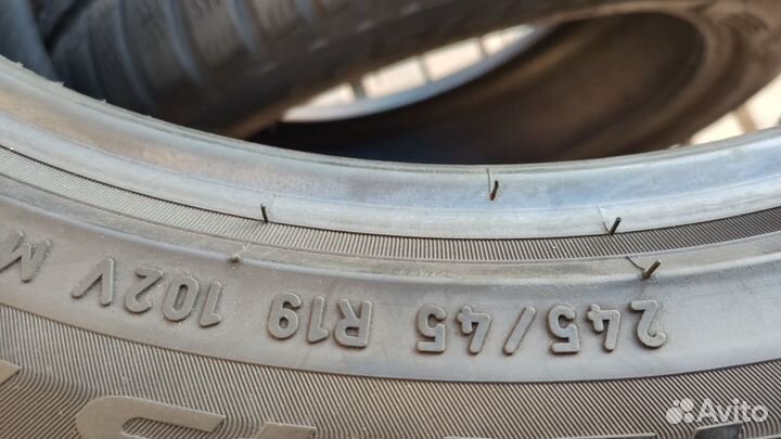 Pirelli Winter Sottozero 3 245/45 R19 102V