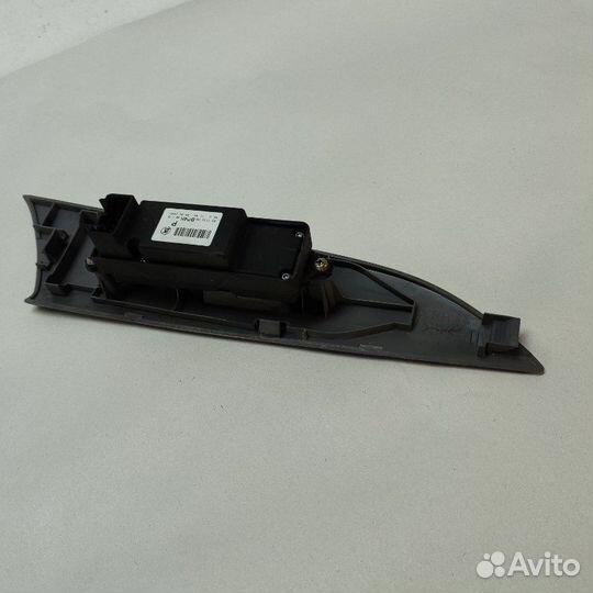 Кнопка стеклоподъемника передняя правая Mazda 3