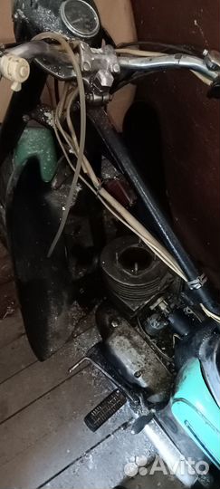 Продам мотоцикл восход 2 на запчасти