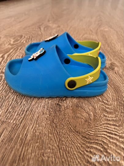 Сандалии детские 27