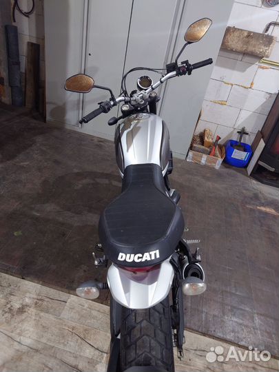 Мотоцикл ducati