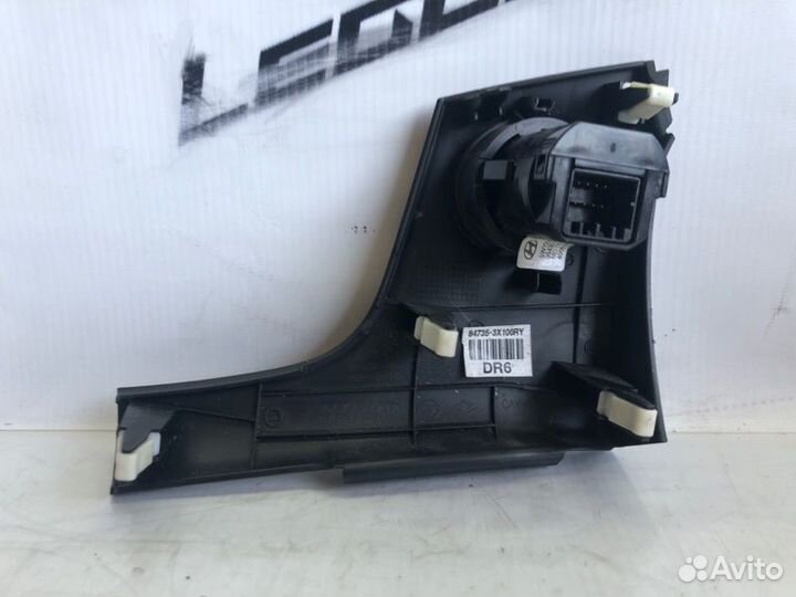 Кнопка старт-стоп Hyundai Avante G4FD 2011