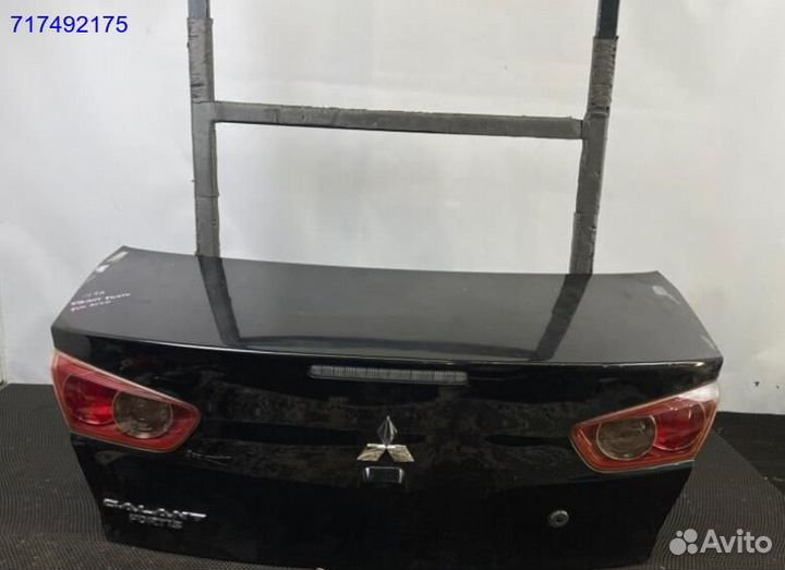 Крышка багажника Mitsubishi Lancer 10