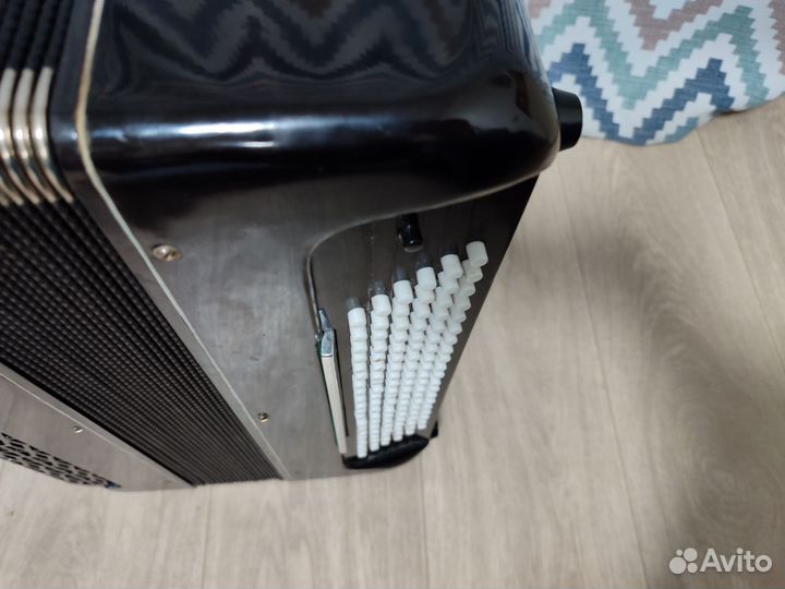 Баян Юпитер 4х-голосный, готово-выборный