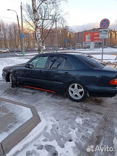 Mercedes-Benz E-класс 2.4 AT, 1999, 323 000 км