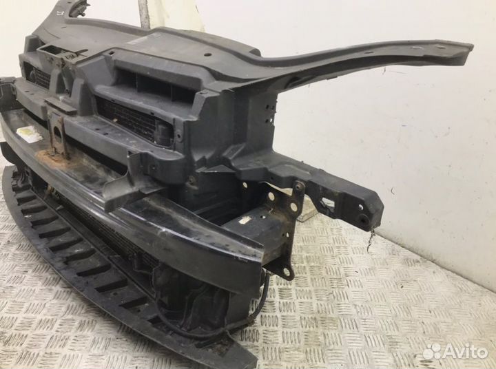 Панель передняя (телевизор) Volkswagen Golf 5 1.9