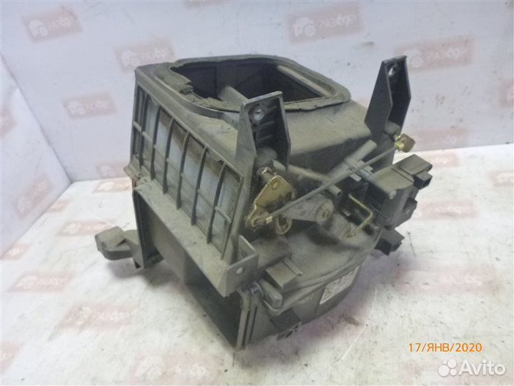 Корпус печки Mitsubishi Carisma DA1A 4G92 1999