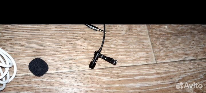 Петличный микрофон univus