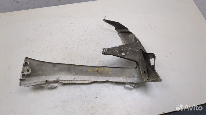 Ресничка под фару левая передняя Mercedes Sprinter