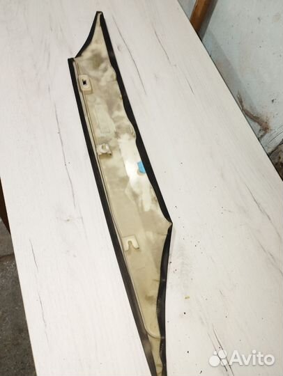 Накладка стойки задняя правая bмw 7 Е65 бмв 7 Е65