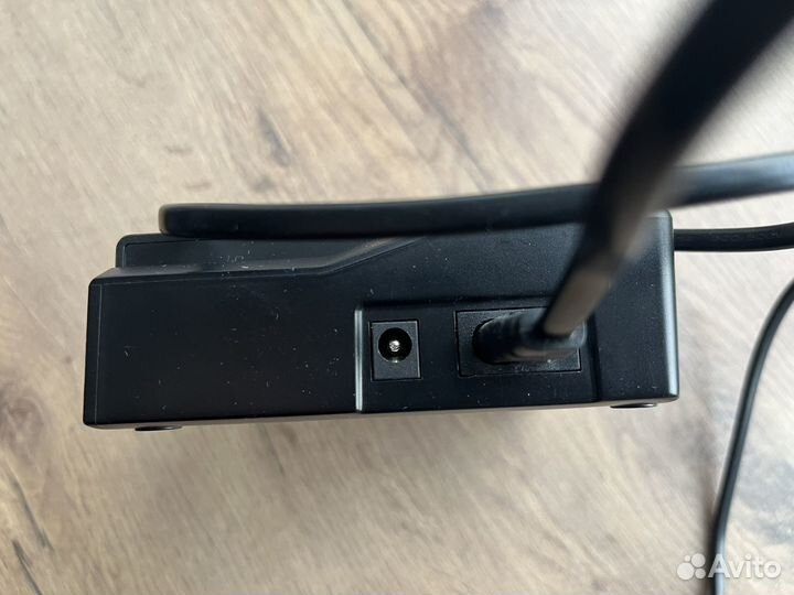 Зарядное устройство на 2 батареи NP-F550