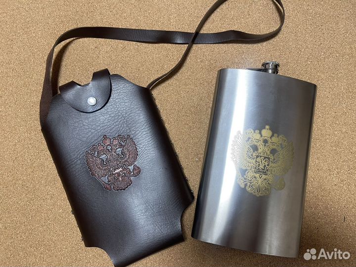 Фляжка с чехлом на ремне 1900мл Герб России