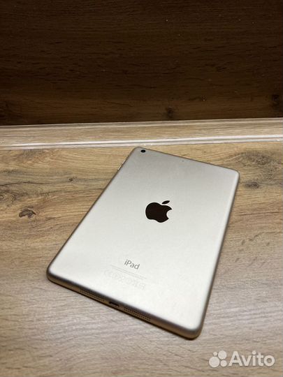 iPad mini 3, 64gb, WiFi, Gold