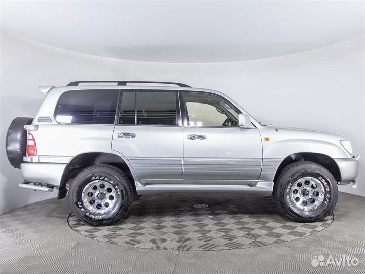 Toyota Land Cruiser, 2004